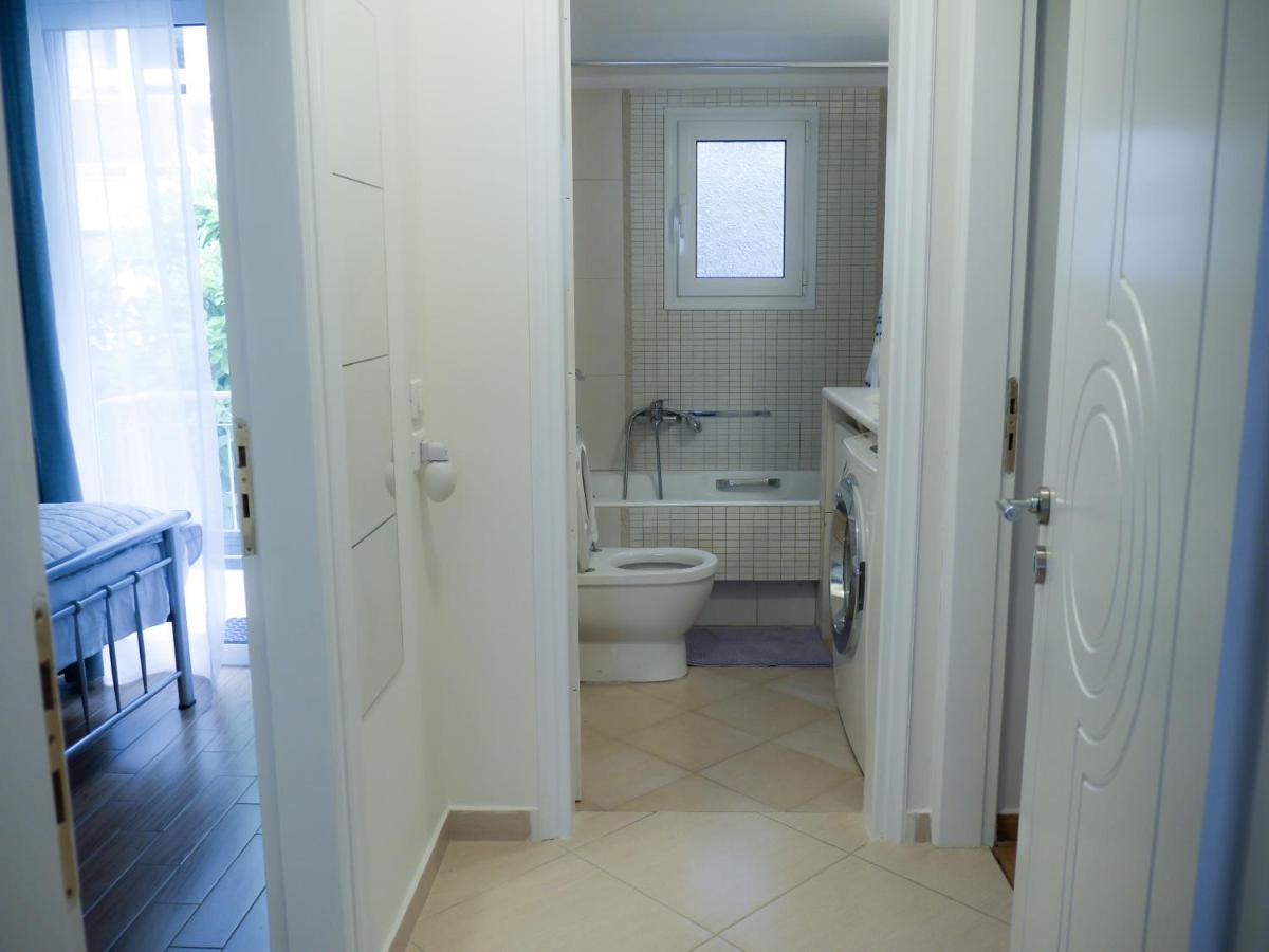 Garden Apartment Next To The Mall -Private Parking Ateny Zewnętrze zdjęcie