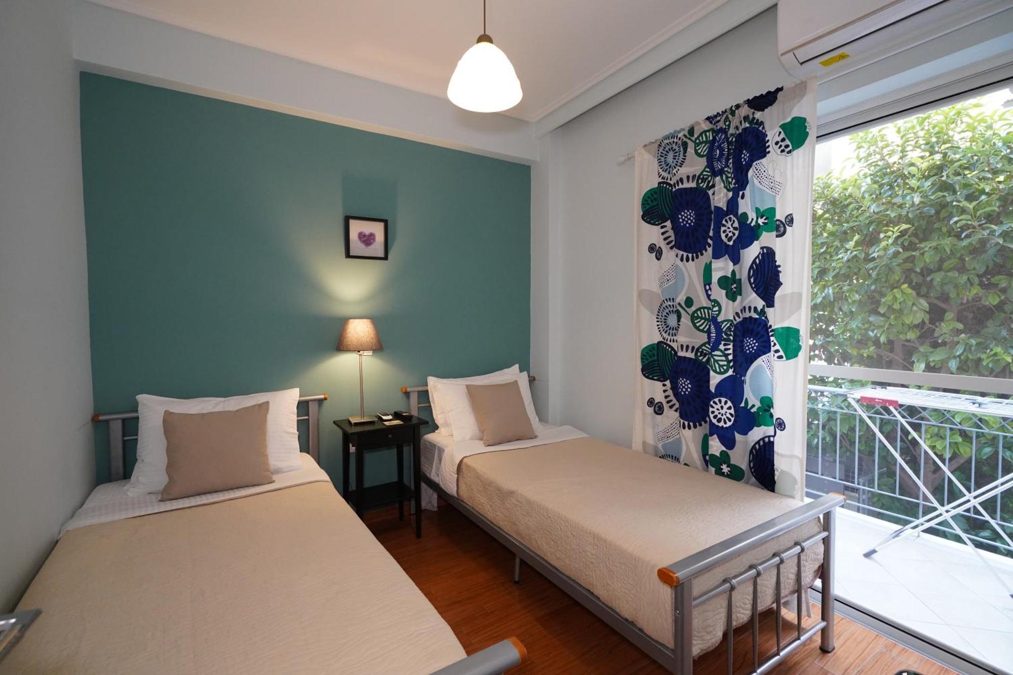 Garden Apartment Next To The Mall -Private Parking Ateny Zewnętrze zdjęcie