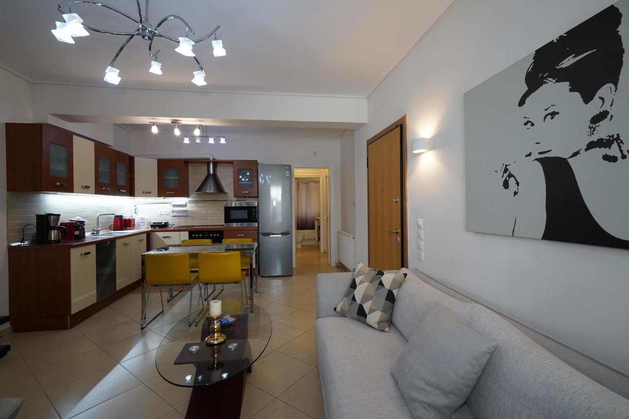 Garden Apartment Next To The Mall -Private Parking Ateny Zewnętrze zdjęcie
