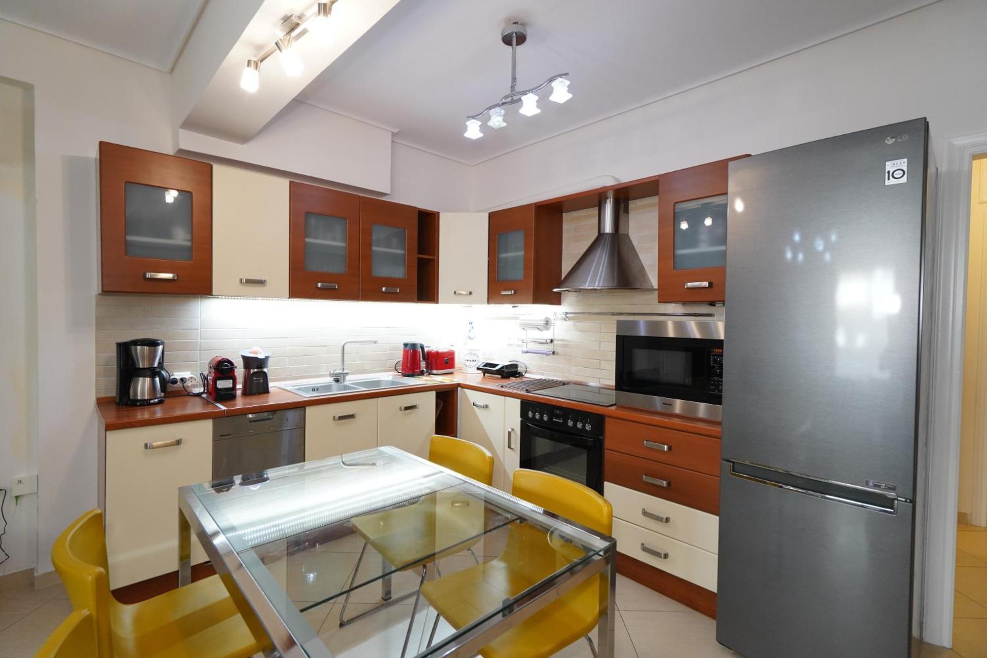 Garden Apartment Next To The Mall -Private Parking Ateny Zewnętrze zdjęcie